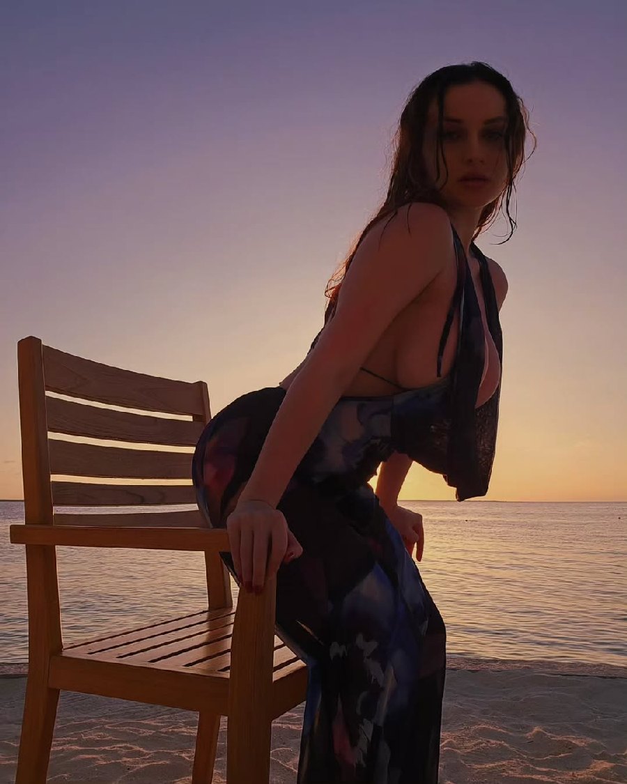 Sexy girl Miranda Faith nude in Rostov-on-Don