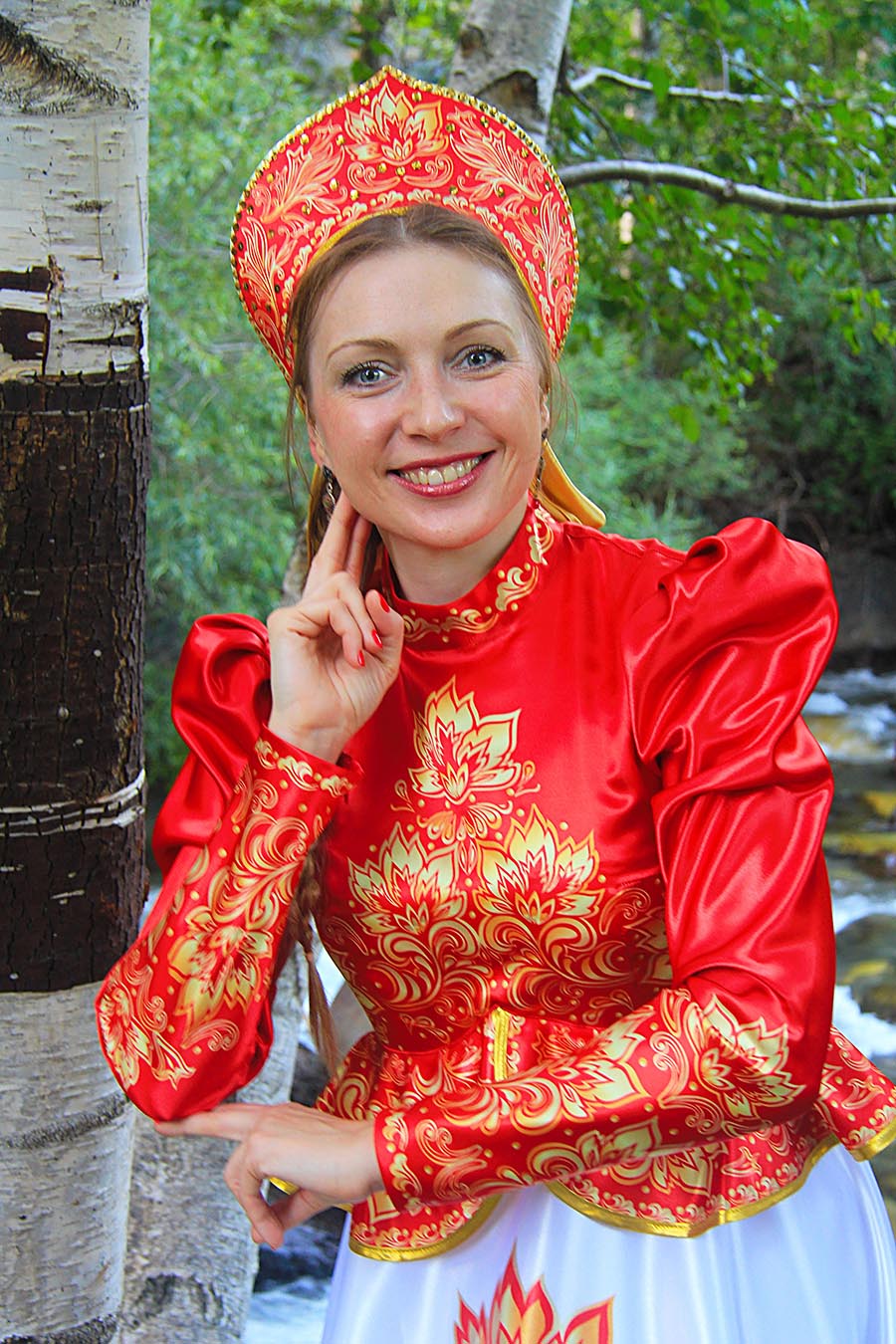 Women in Slavic costumes in Rostov-on-Don