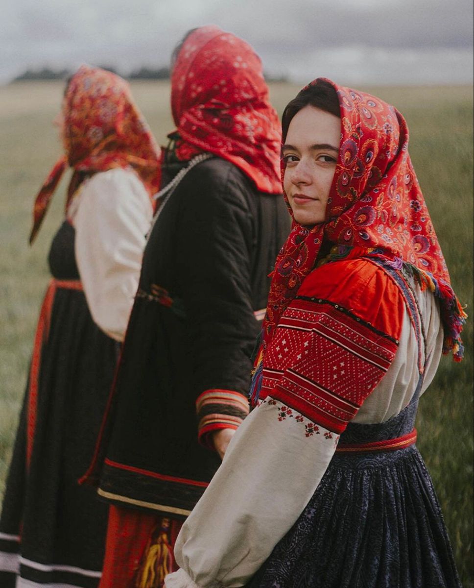 Women in Slavic costumes in Rostov-on-Don