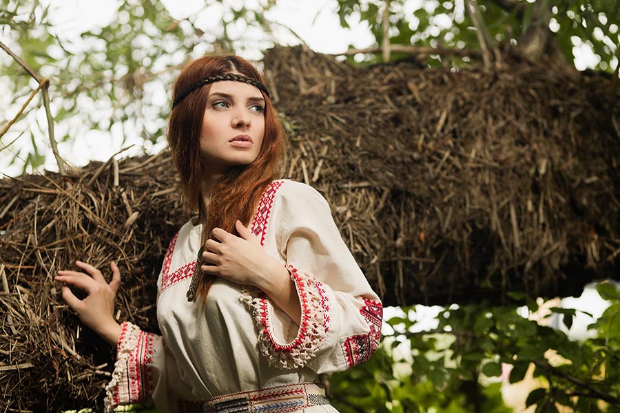 Women in Slavic costumes in Rostov-on-Don