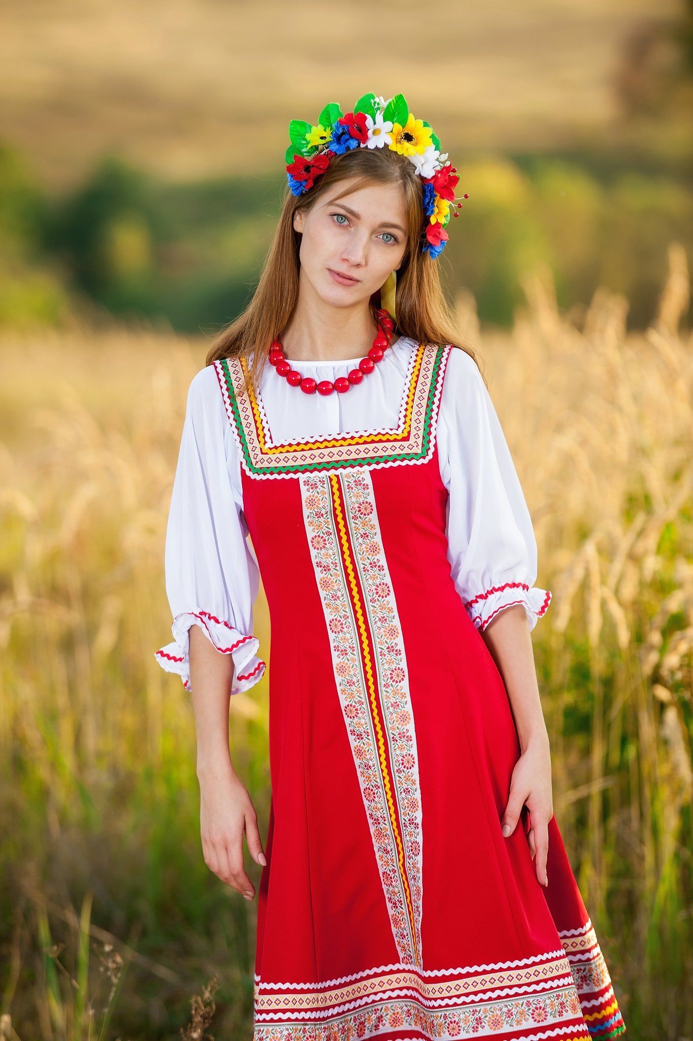 Women in Slavic costumes in Rostov-on-Don