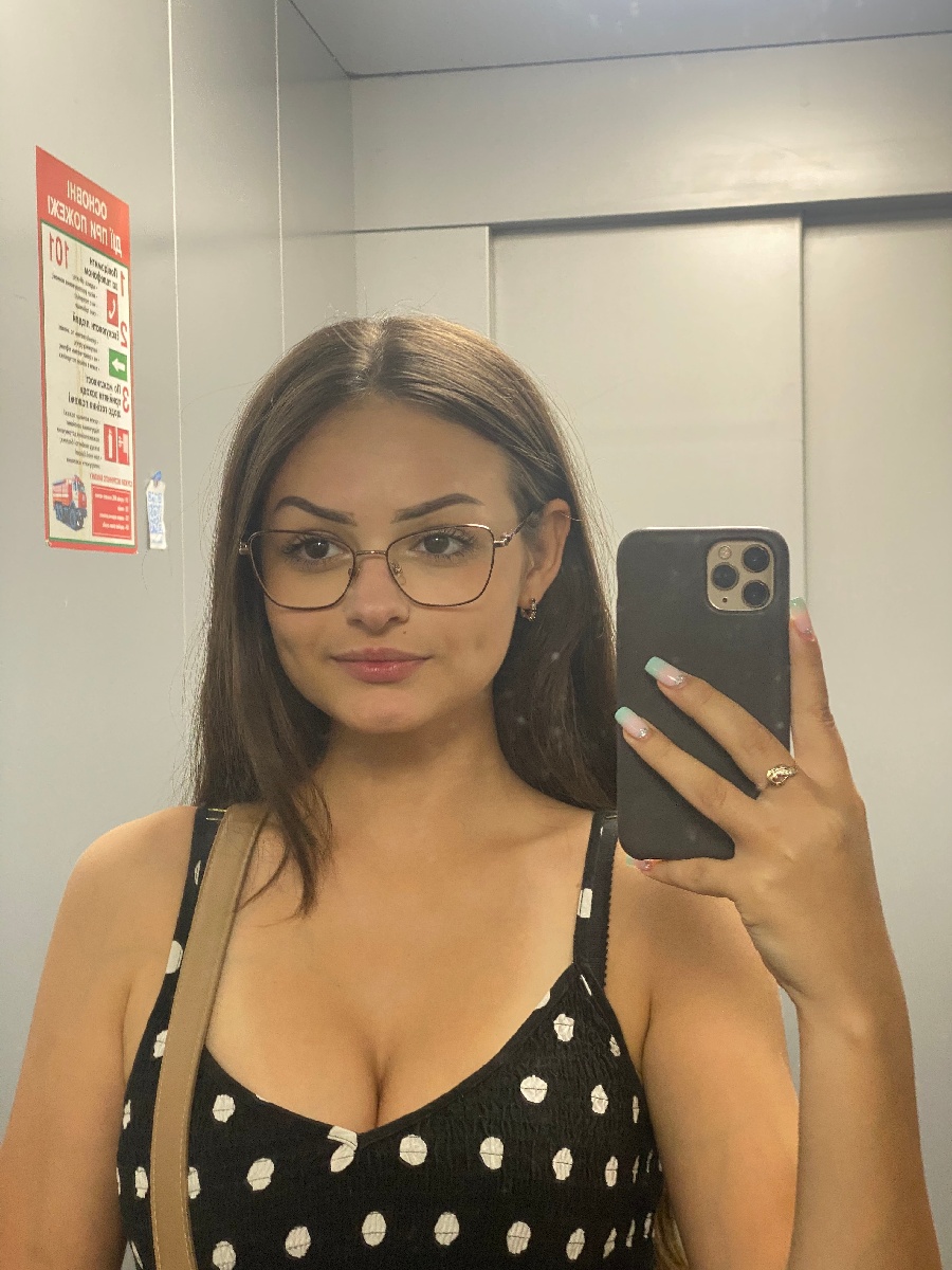 Sexy model Stacy in Rostov-on-Don